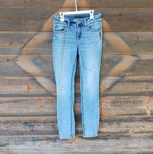 Silver‎ Jeans Co. Womens Elyse Skinny Lightwash Distressed Size 25x29 Mid Rise